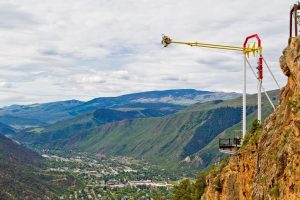 Ride the Giant Canyon Swing and other thrill rides with your Double Access ticket